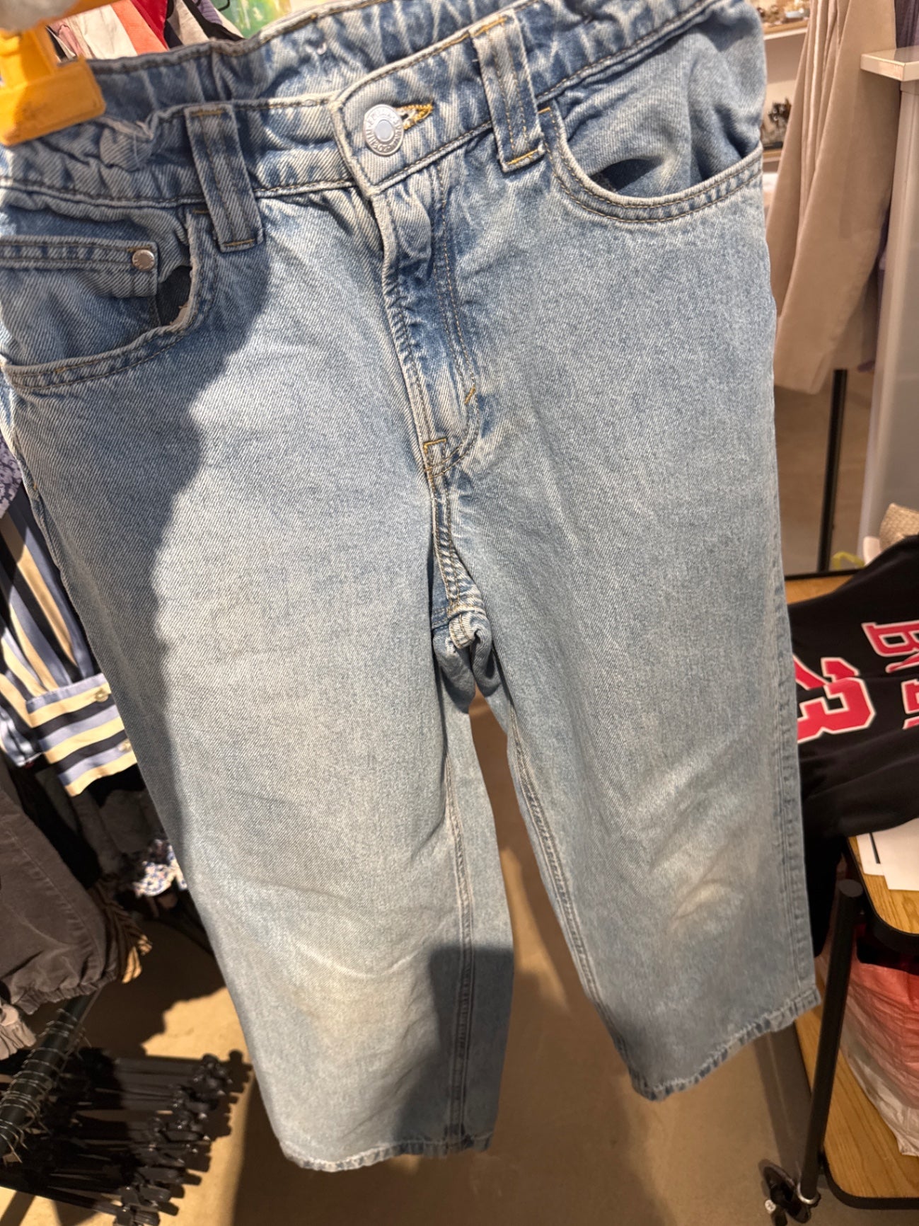 FLECK! H&M Jeans Hellblau Gr.: 146