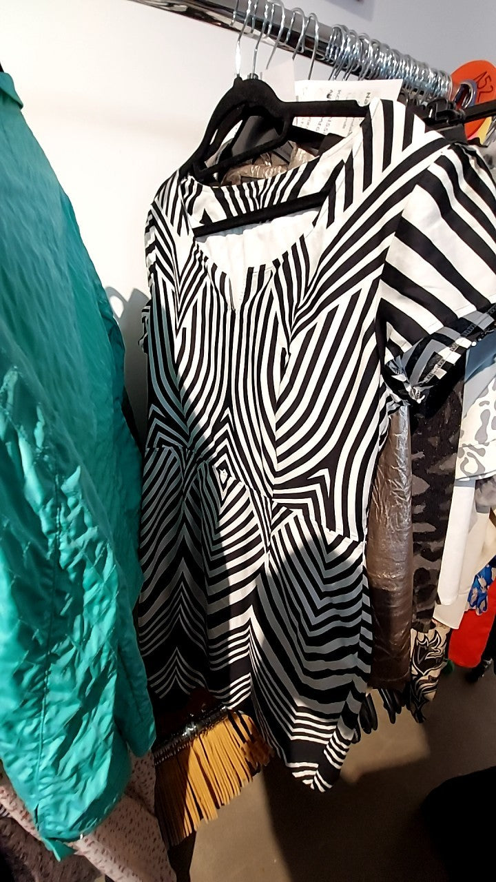Kleid Schwarz-Weiß Gr.: L
