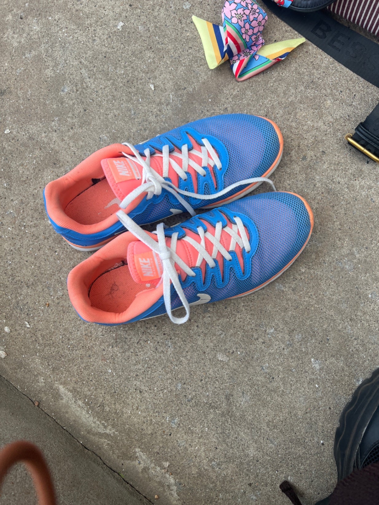 Nike Schuhe Blau, Rosa Gr.: 39