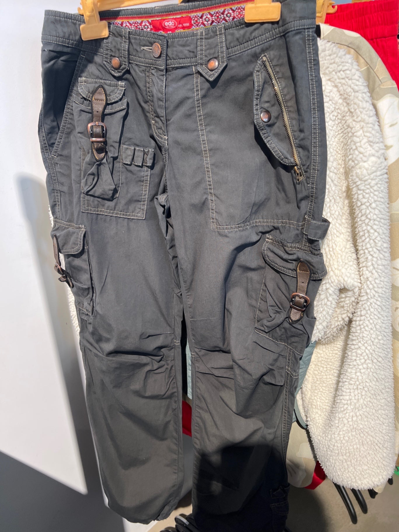 EDC Hose Grau Gr.: S
