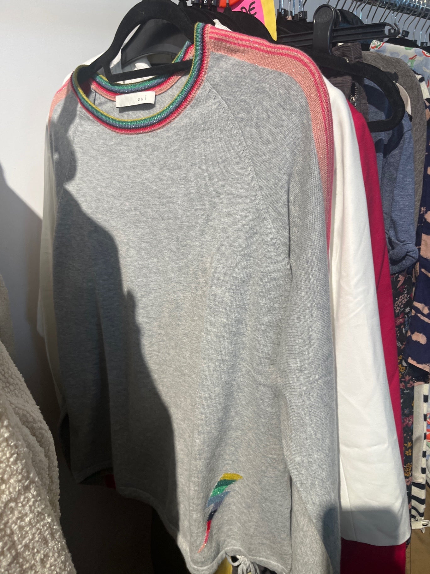 OUI Pullover Grau bunte Details Gr.: L