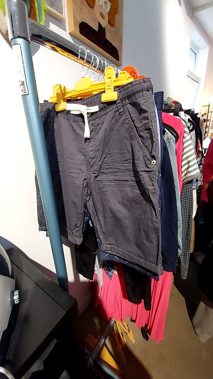 Yigga Shorts Grau Gr.: 158