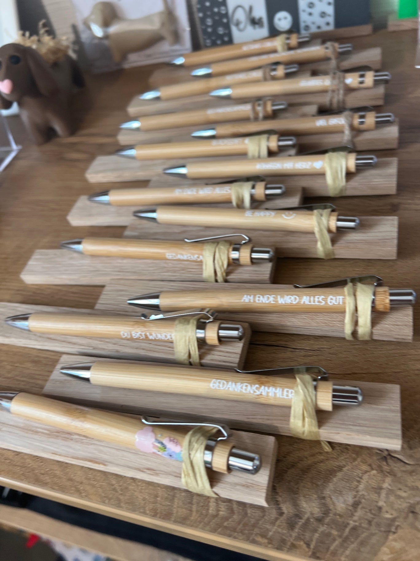DEKOLABOR Kuli auf Holz