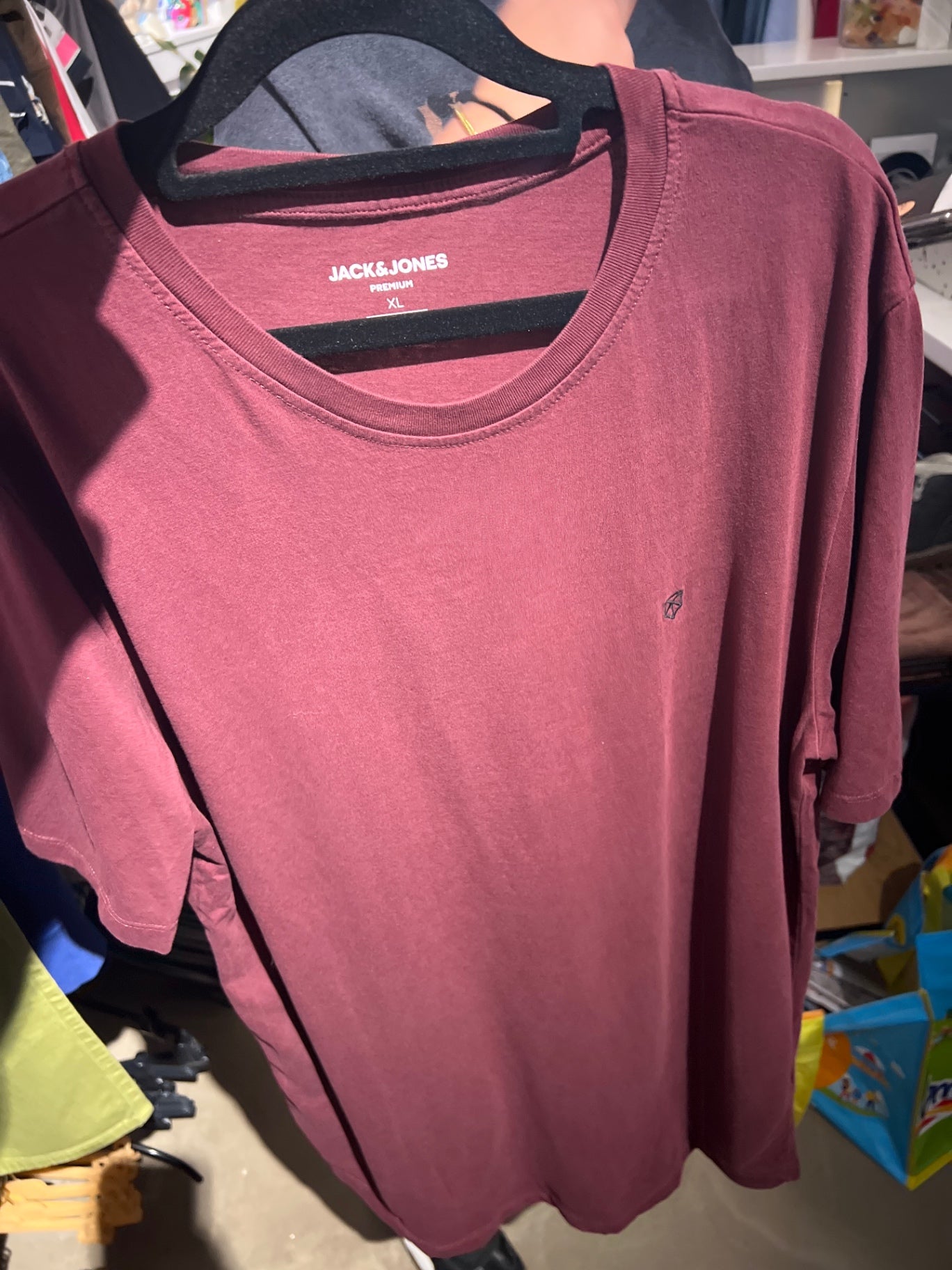 JACK & JONES T-Shirts Bordeauxrot Gr.: XL