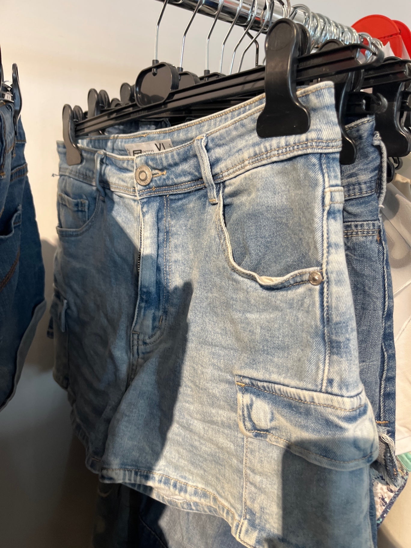 FBSISTER Jeans Shorts Hellblau Gr.: XL