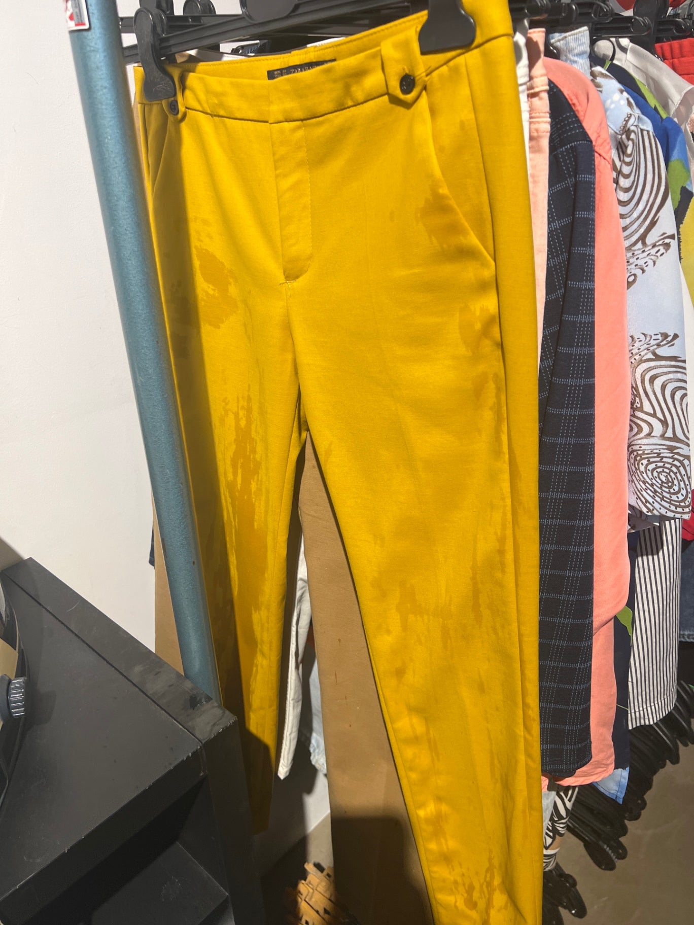 Zara Hose Gelb Gr.: XS