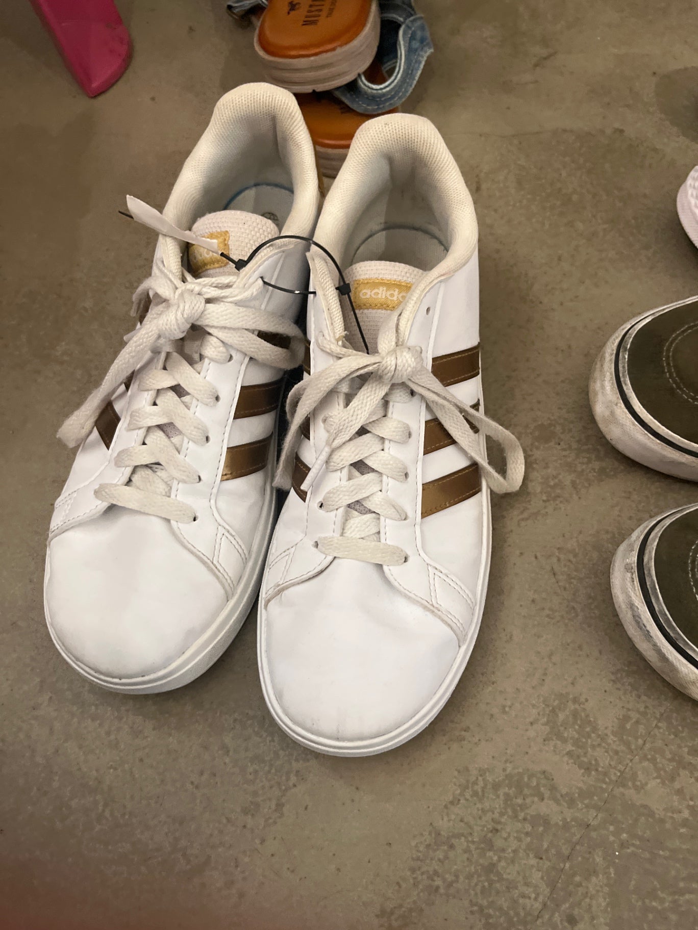 adidas Schuhe Weiß gold Gr.: 38 2/3