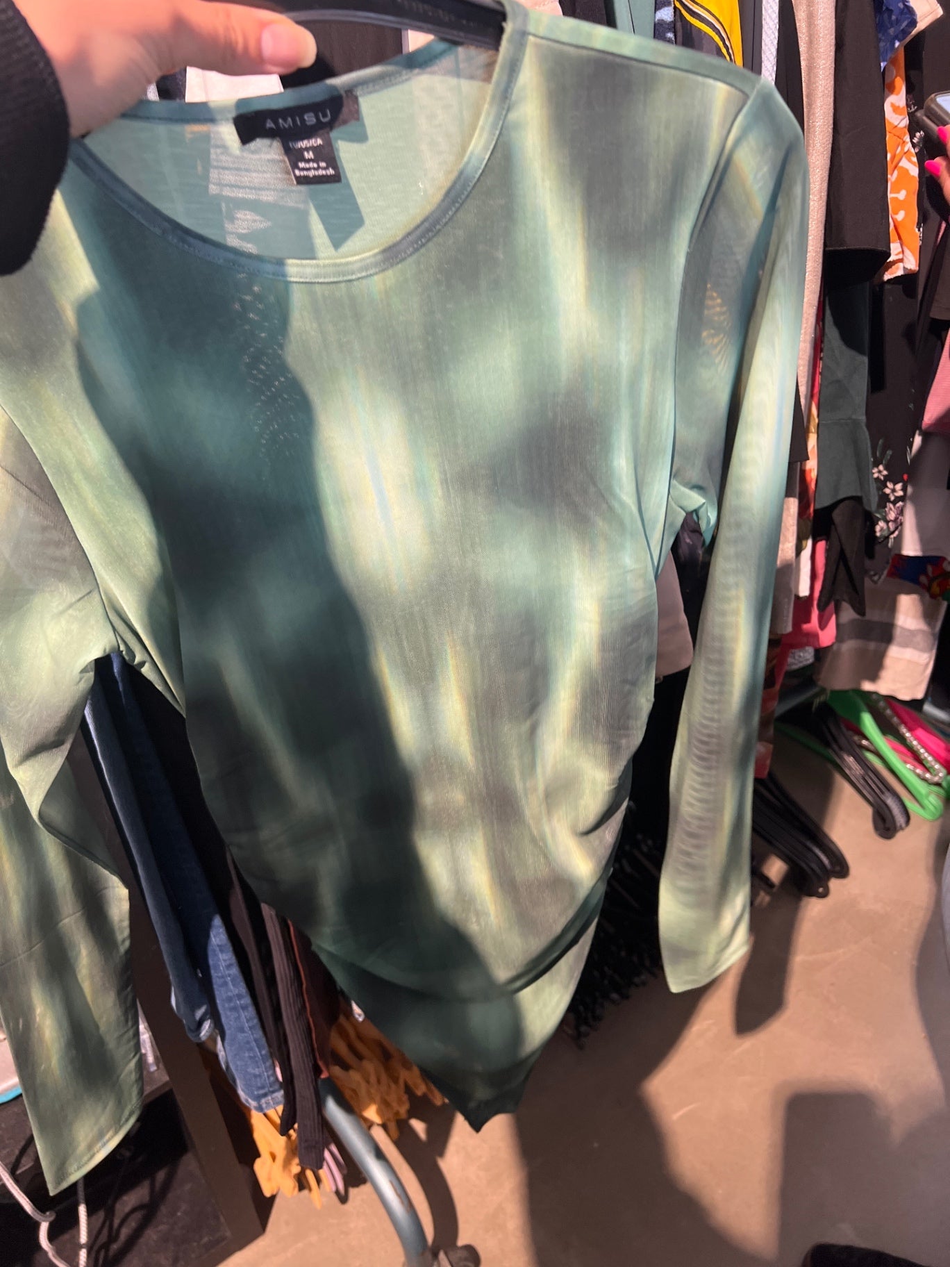 AMISU Body Grün Gr.: M