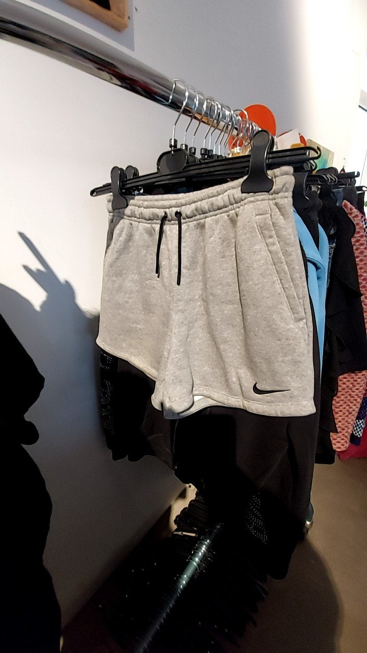 Nike Shorts Grau Gr.: XS