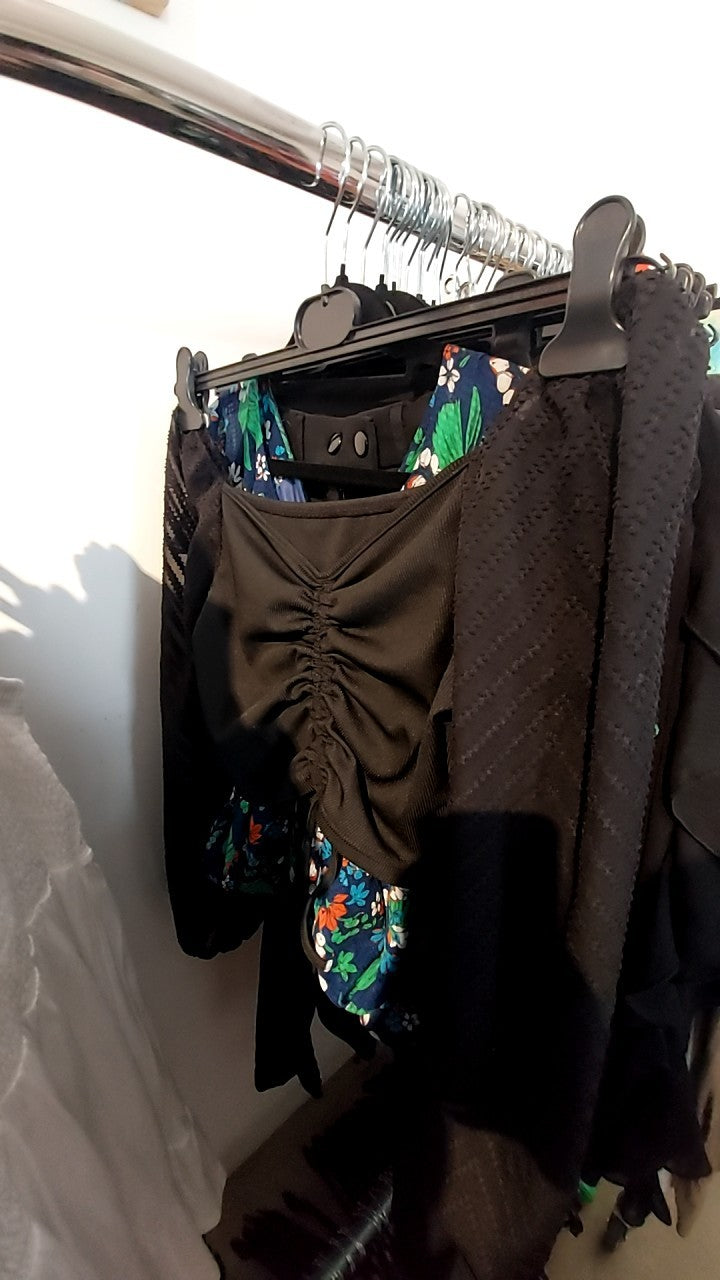 Cropped Oberteil Schwarz Gr.: S /M
