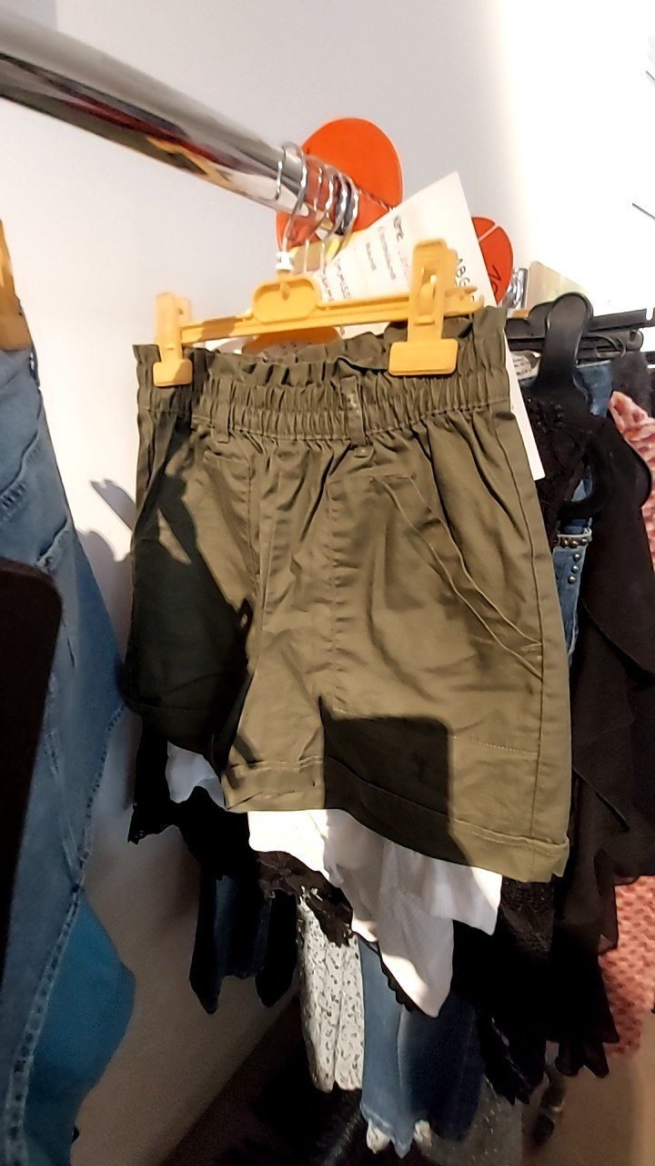 OVS Shorts Olive Gr.: 164