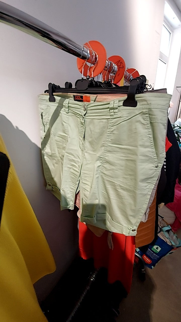 CECIL kurze Hose Hellgrün Gr.: XXXL