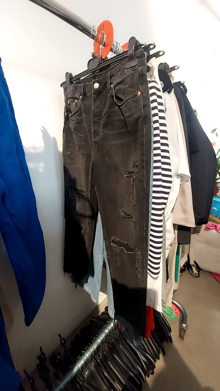 DIVIDED Jeans Schwarz Gr.: 40