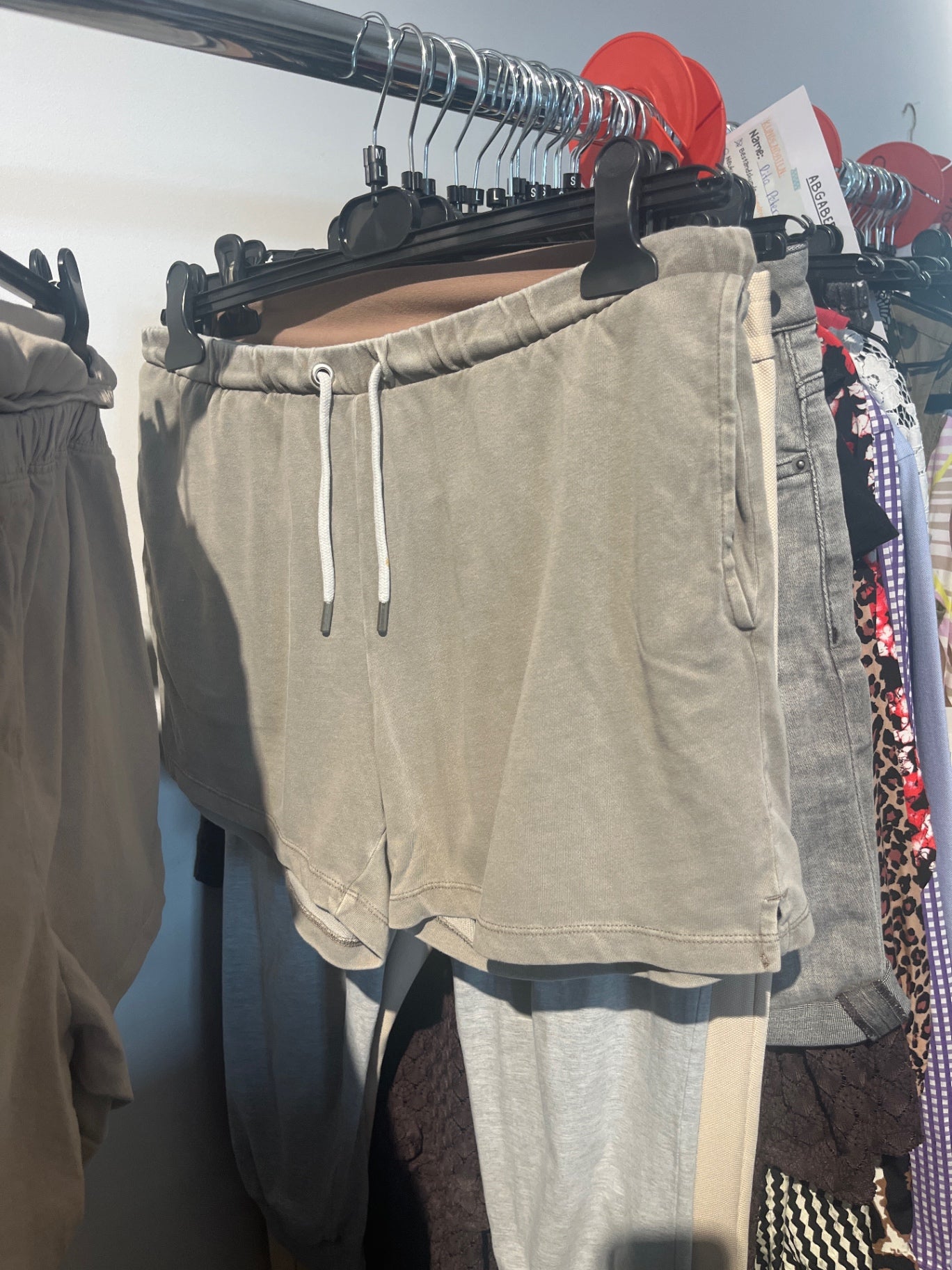 H&M Shorts Beige Gr.: M/L