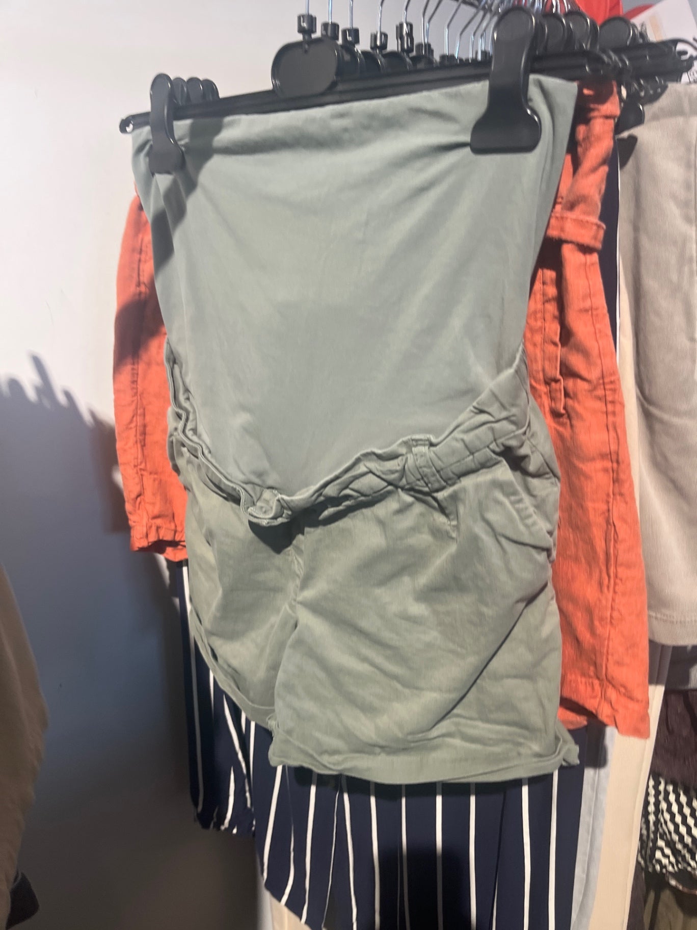 Gina Mama Umstandsshorts Grün Gr.: L