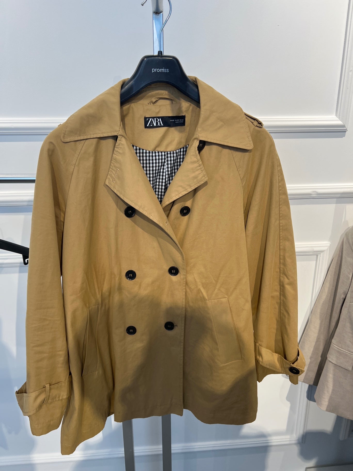 Zara Jacke XS Beige