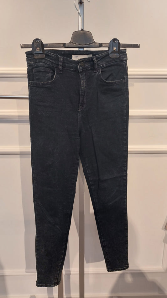38 Zara Jeans Dunkelblau