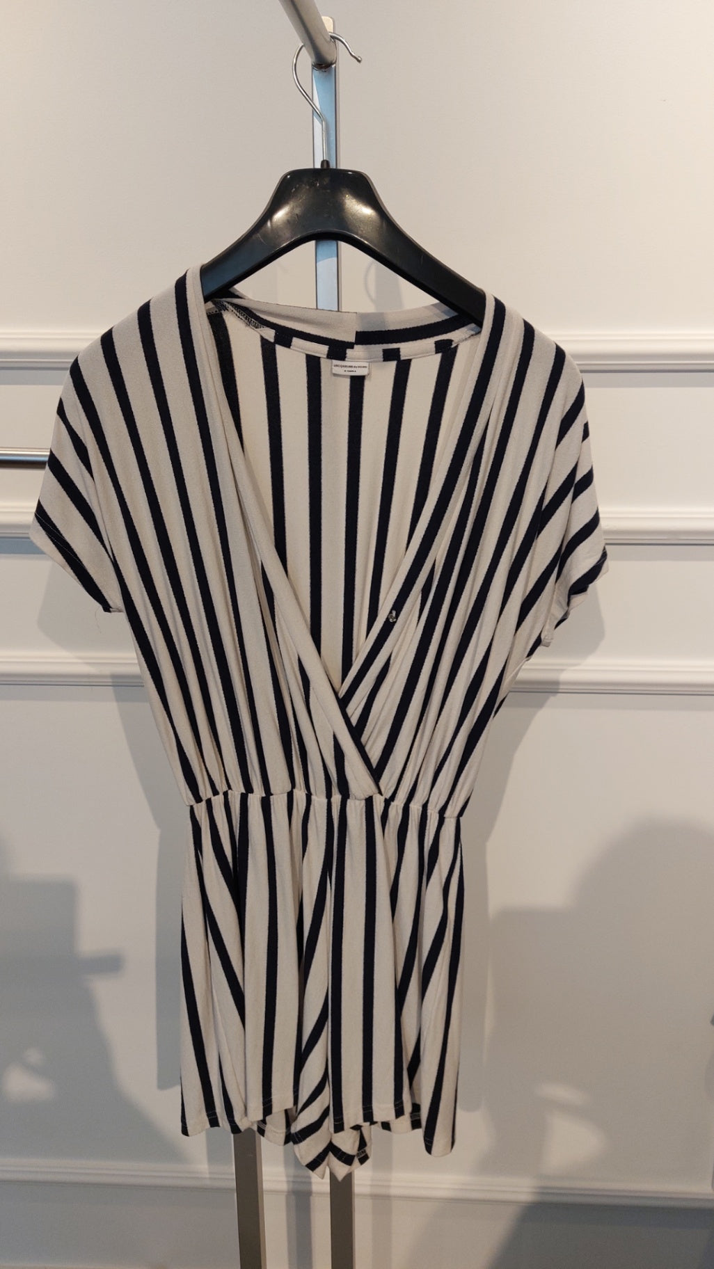 XS JACQUELINE de YONG Jumpsuit Blau und Weiß gestreift