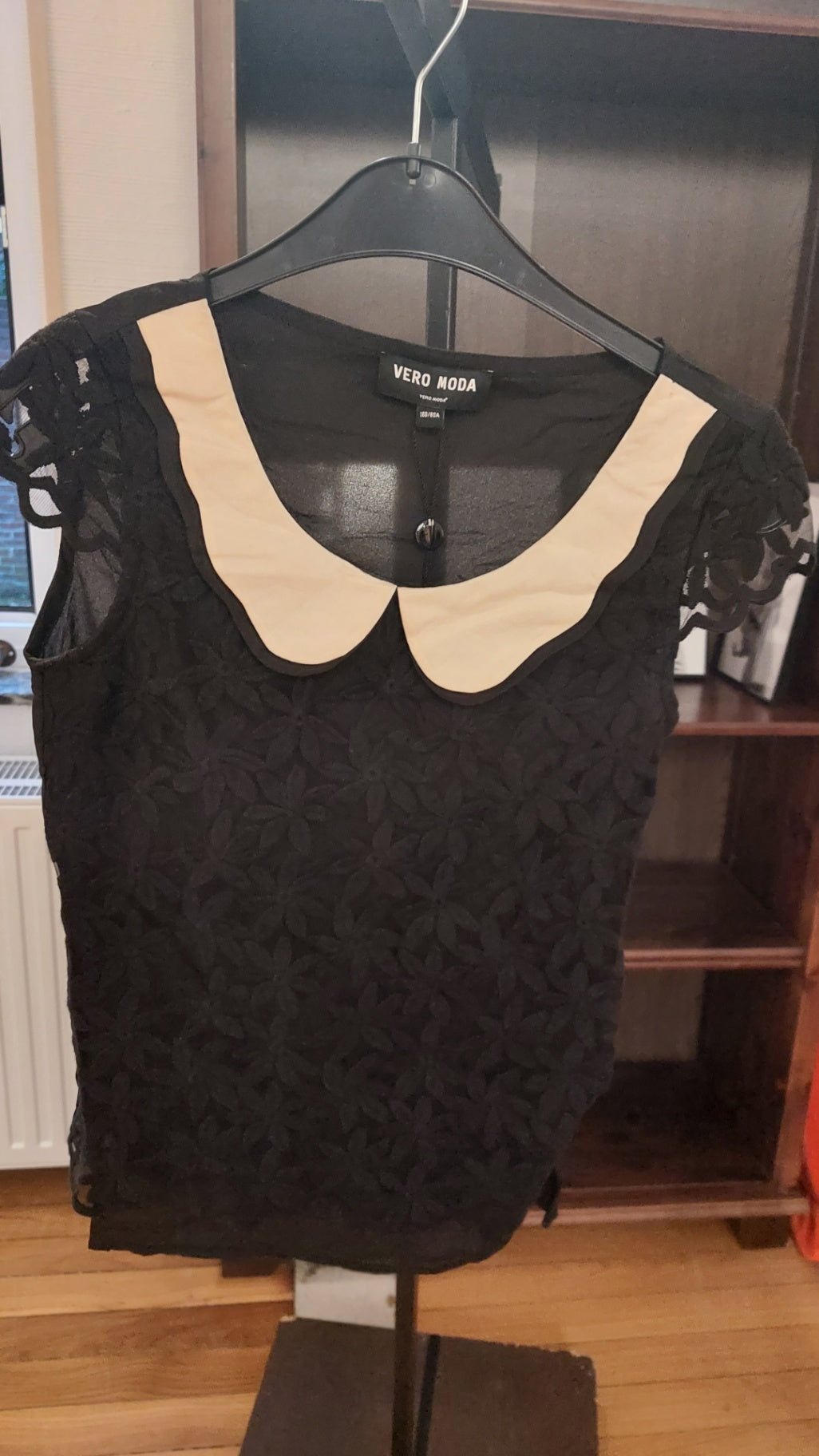 XS-S / Teenager Vero Moda Bluse Schwarz und Beige
