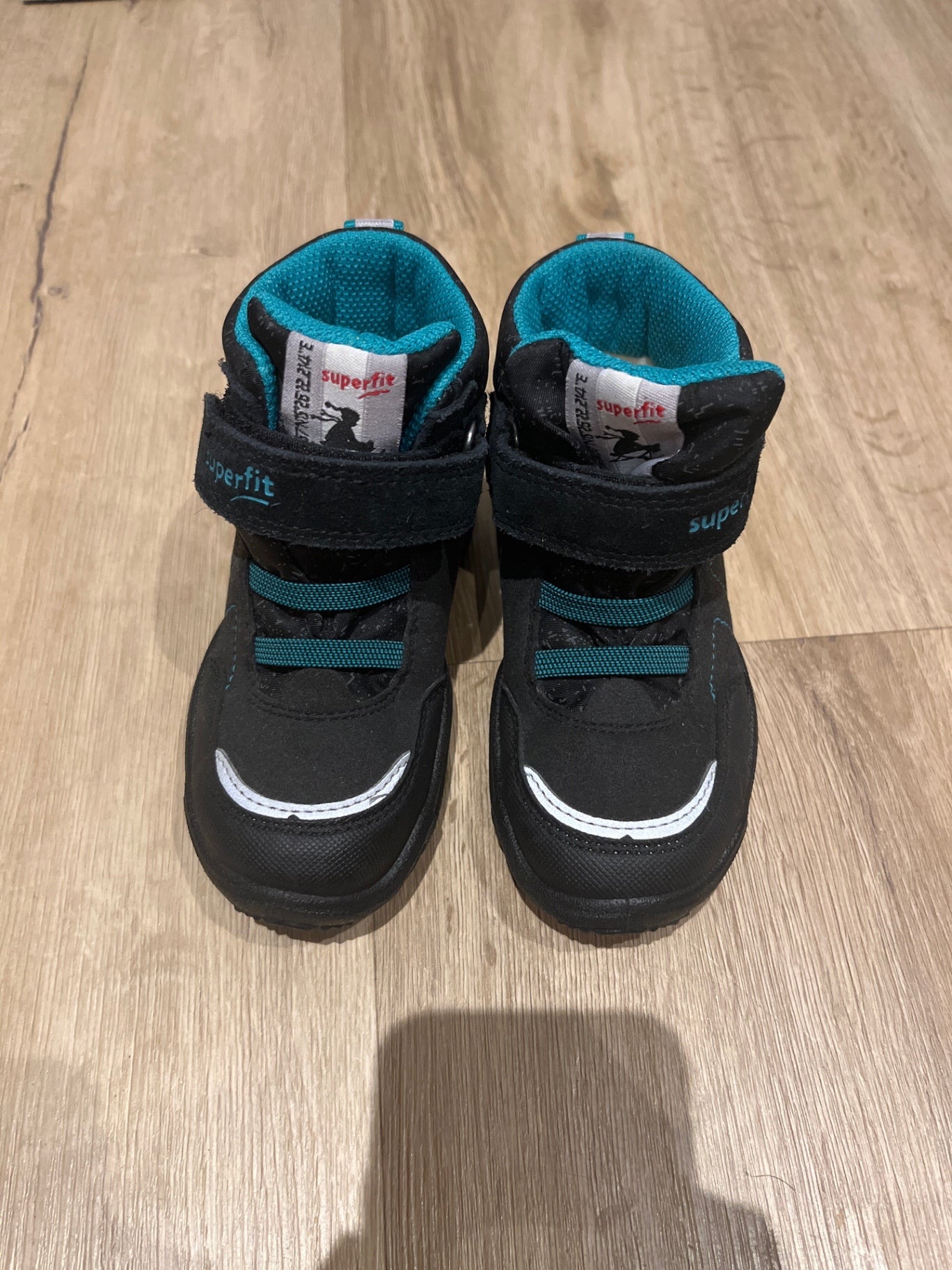 23 Superfit Stiefel Schwarz