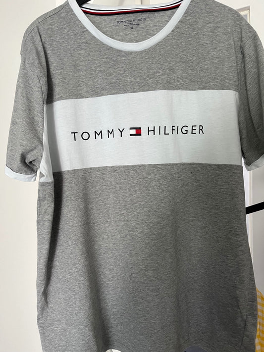 Tommy Hilfiger T-Shirt Grau und Weiß
