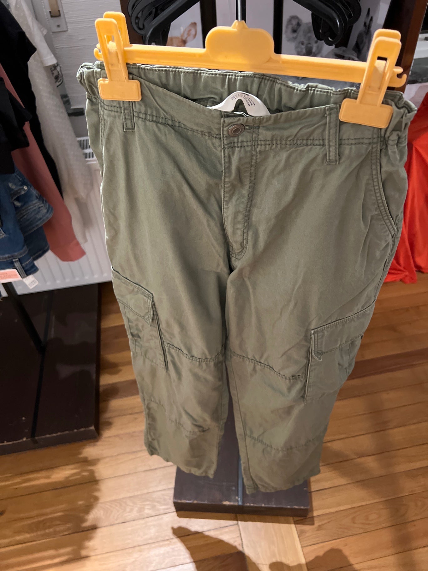 H&M Hose Grün