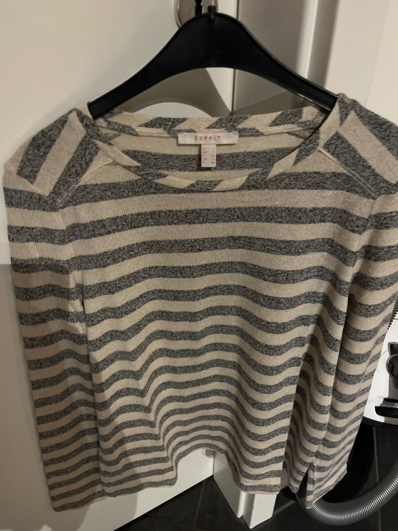 Esprit Pullover Blau beige gestreift