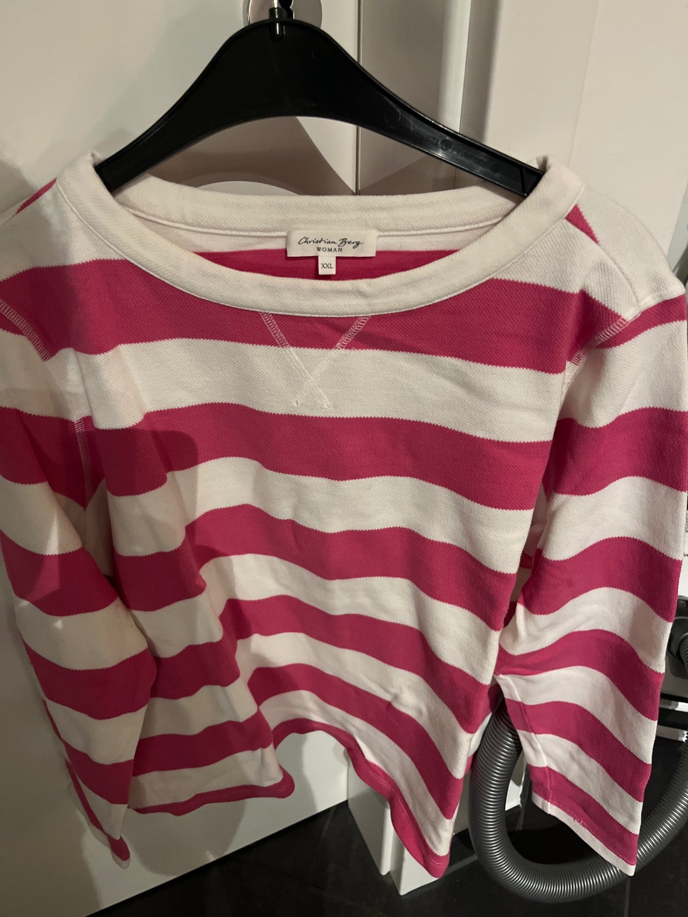 Christian Berg Woman Pullover Rosa und Weiß