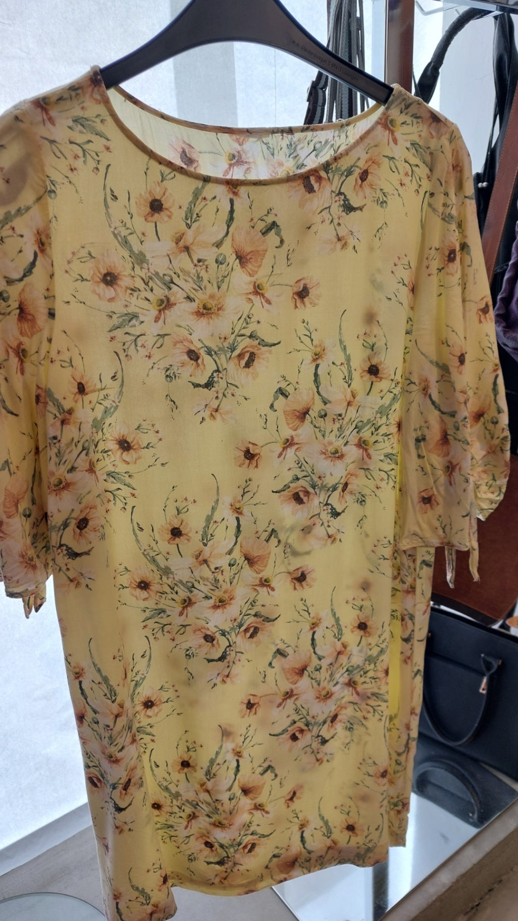 Unbekannt Kleid Gelb mit Blumenmuster