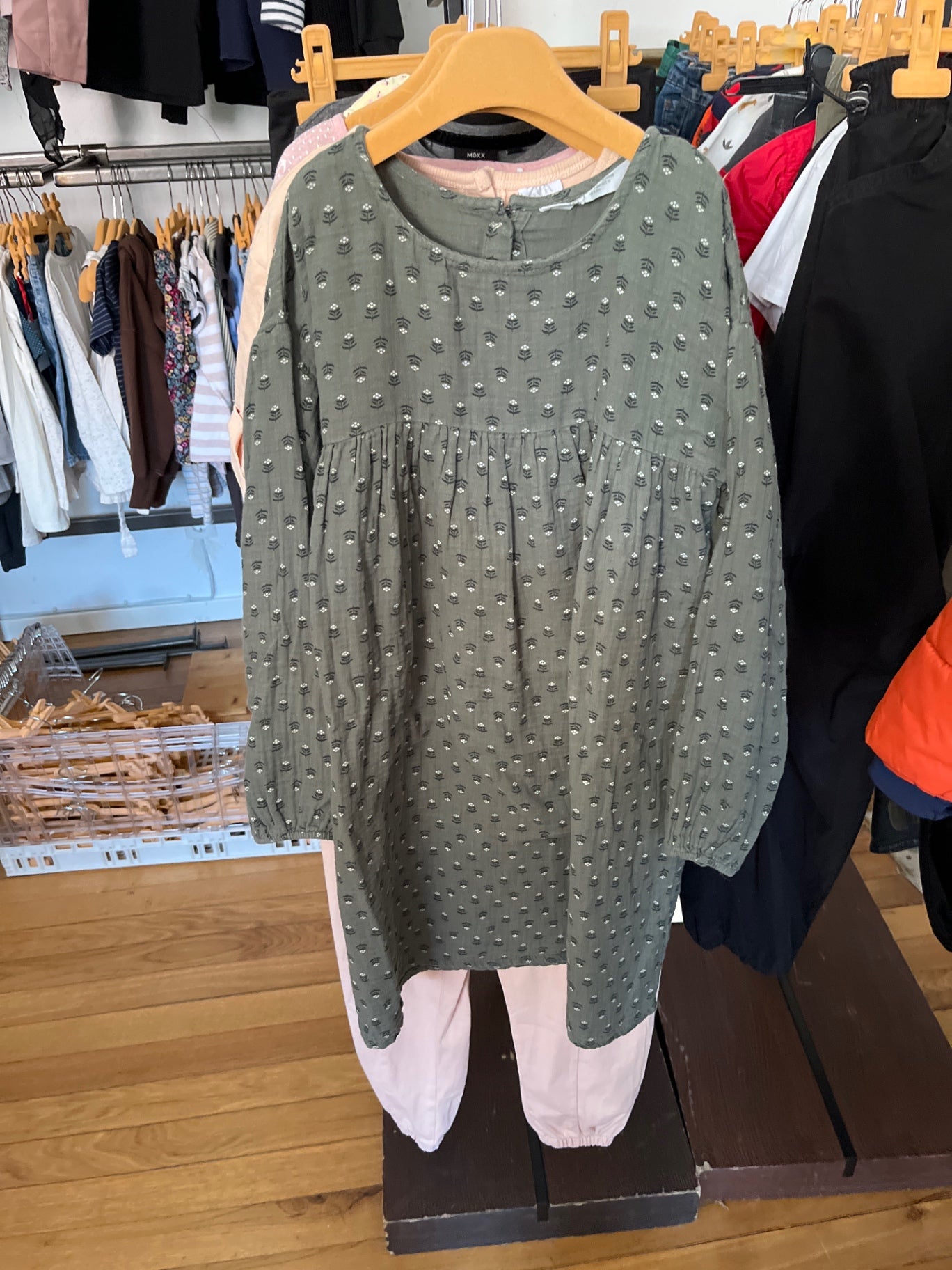 H&M Kleid Grün