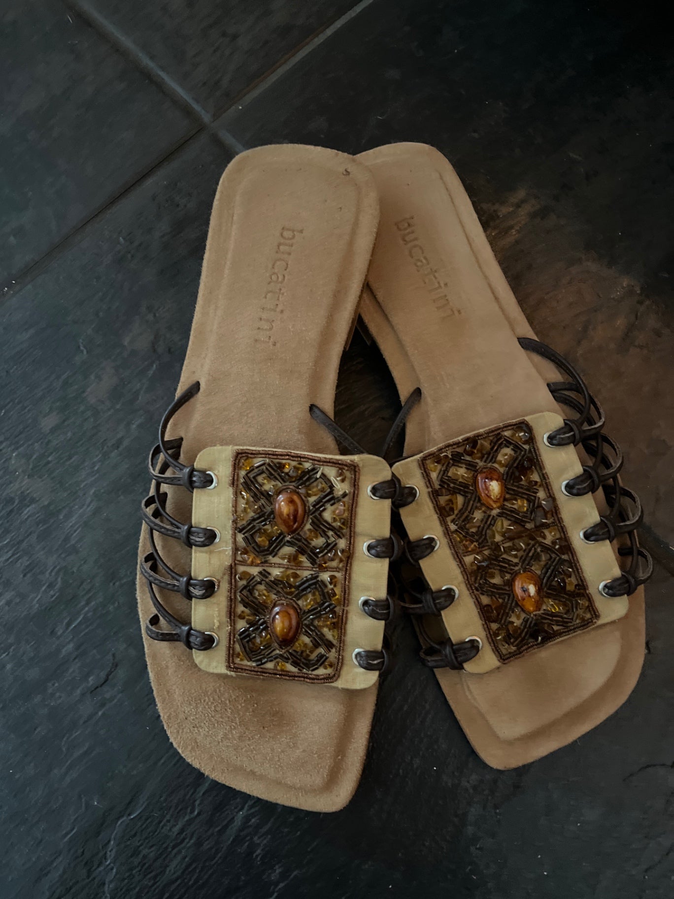Bucatini Sandalen Beige