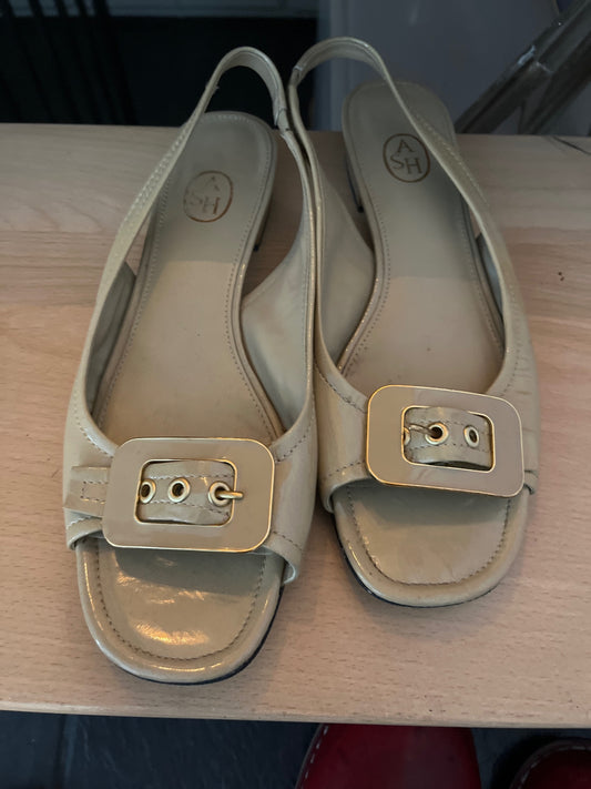ASH Sandalen Beige