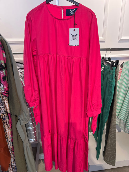 Row Club Kleid Pink