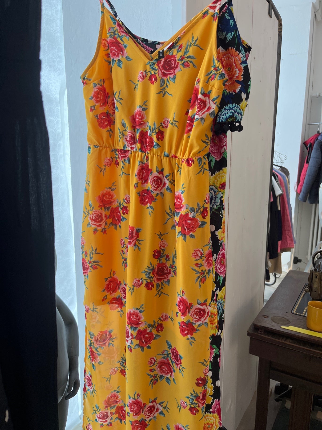 H&M Divided Kleid Gelb mit Blumenmuster