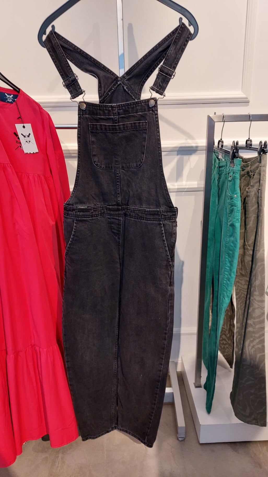 Ich weiß es nicht Latzhose Schwarz
