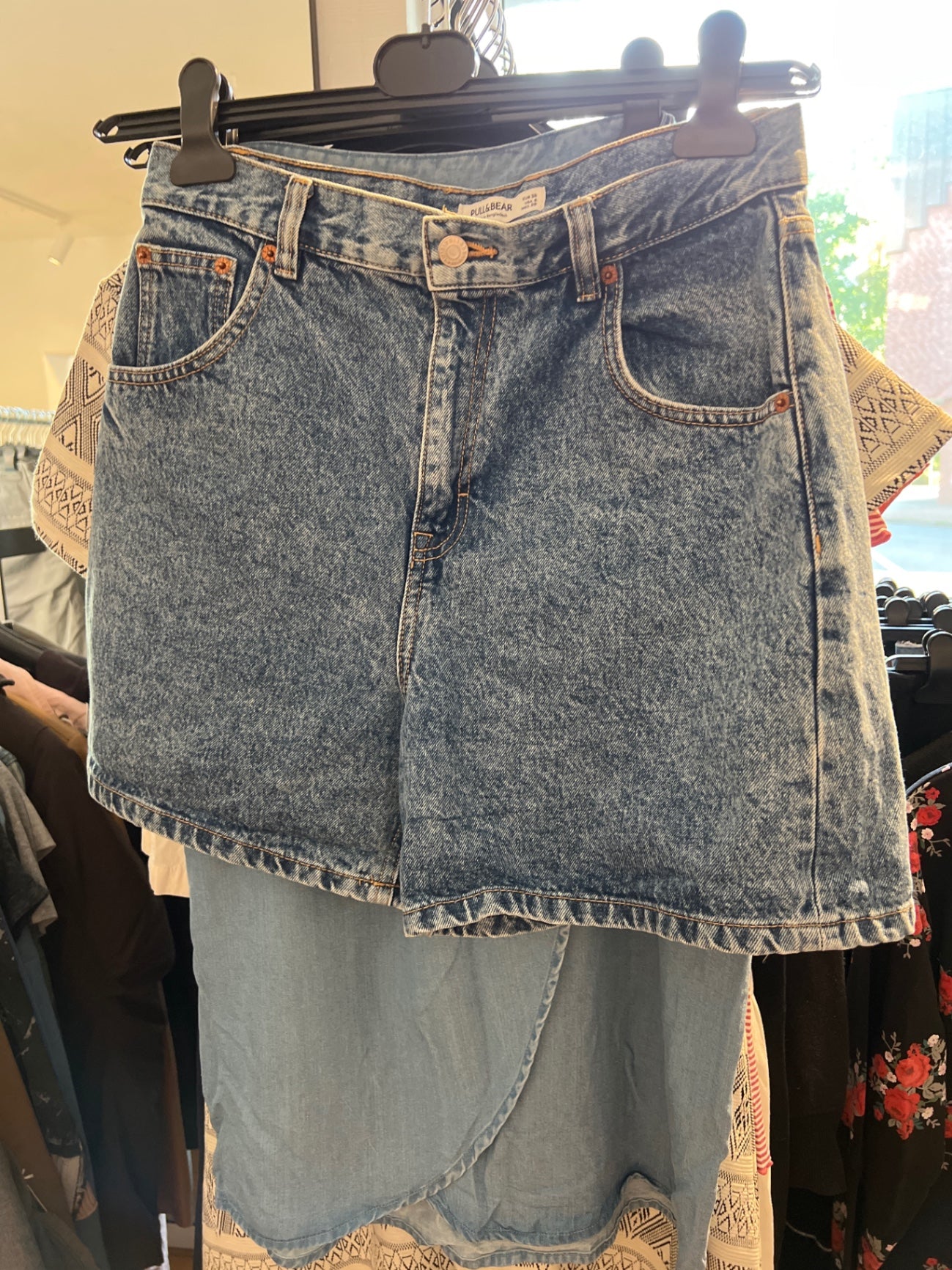 Pull&Bear Shorts Blau