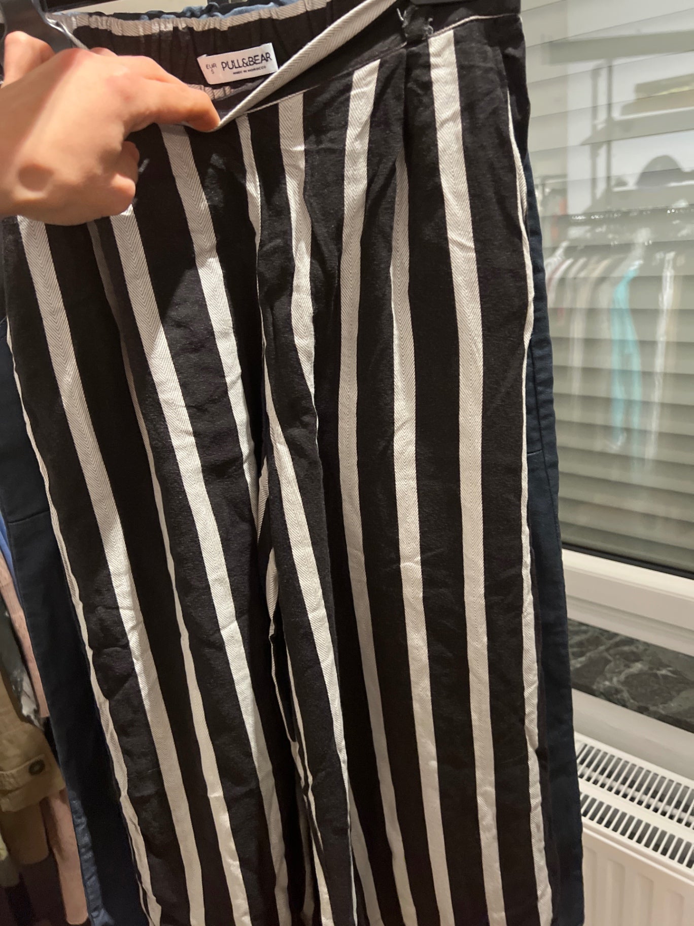 Pull&Bear Hose Schwarz-Weiß gestreift