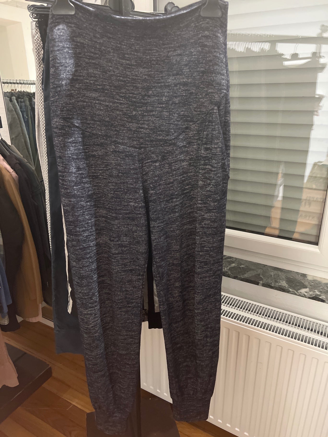 Hose MAMA Grau