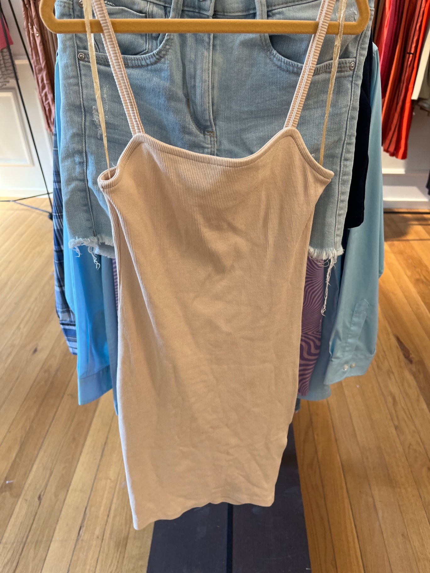 Amisu Kleid Beige