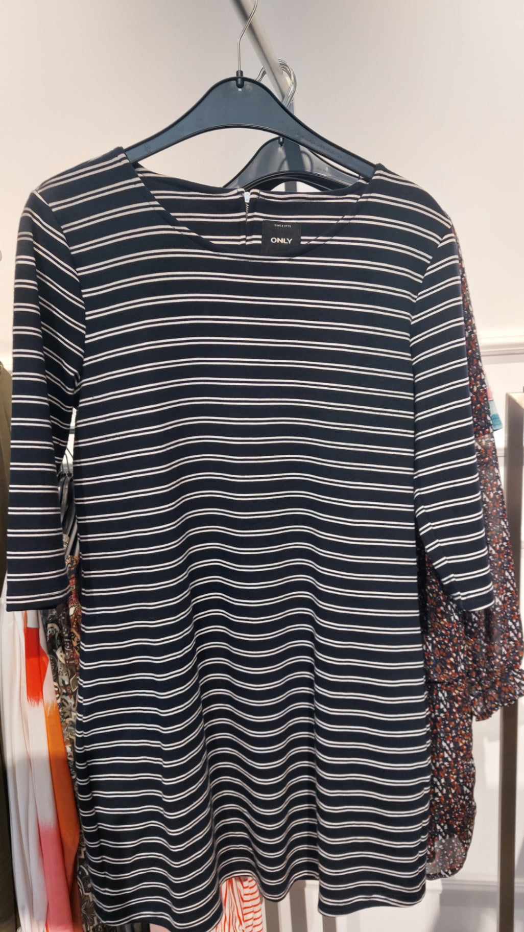 Only Kleid Blau und Weiß gestreift