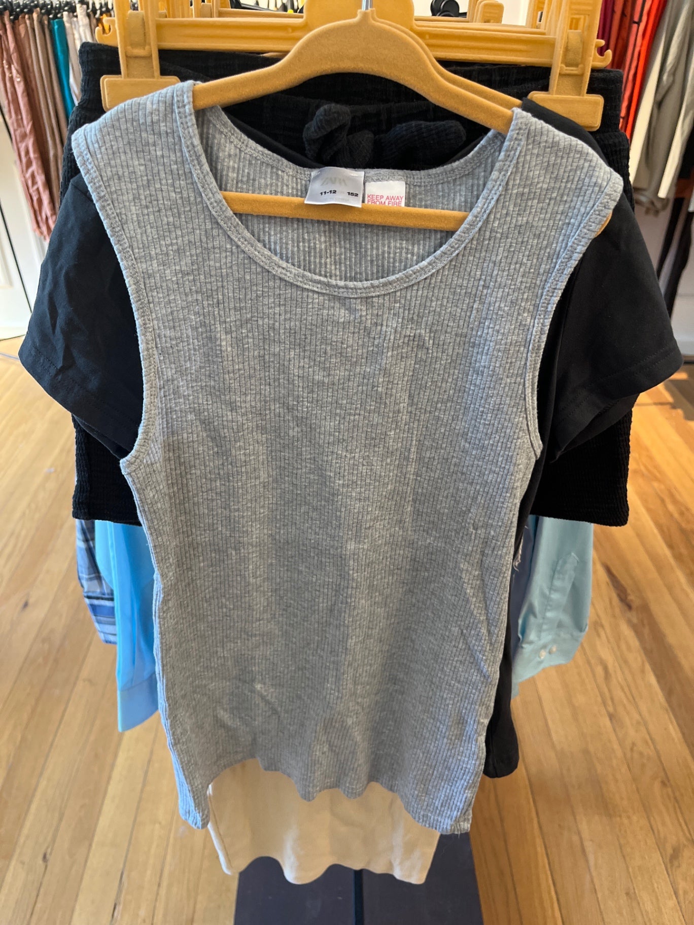 Zara Ärmelloses Oberteil Grau