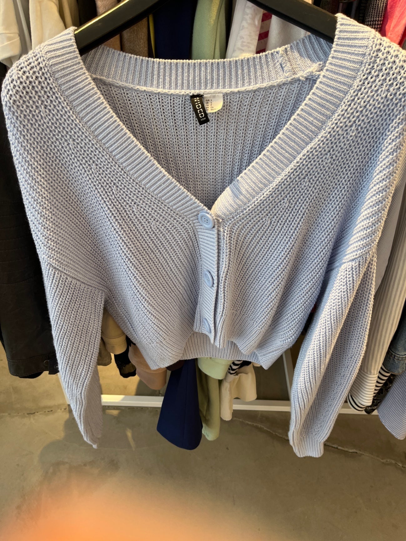 H&M Strickjacke Hellblau