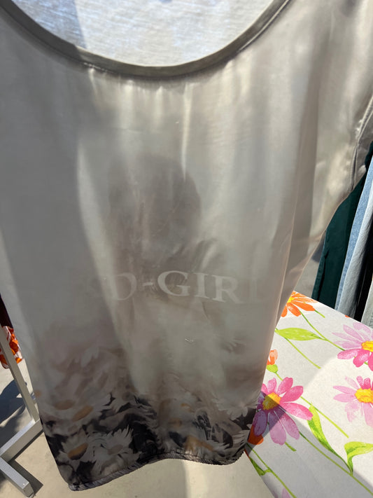 T-Shirt Grau