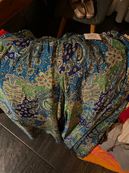 Somni de Dona Hose, NEU Blau, grün gemustert