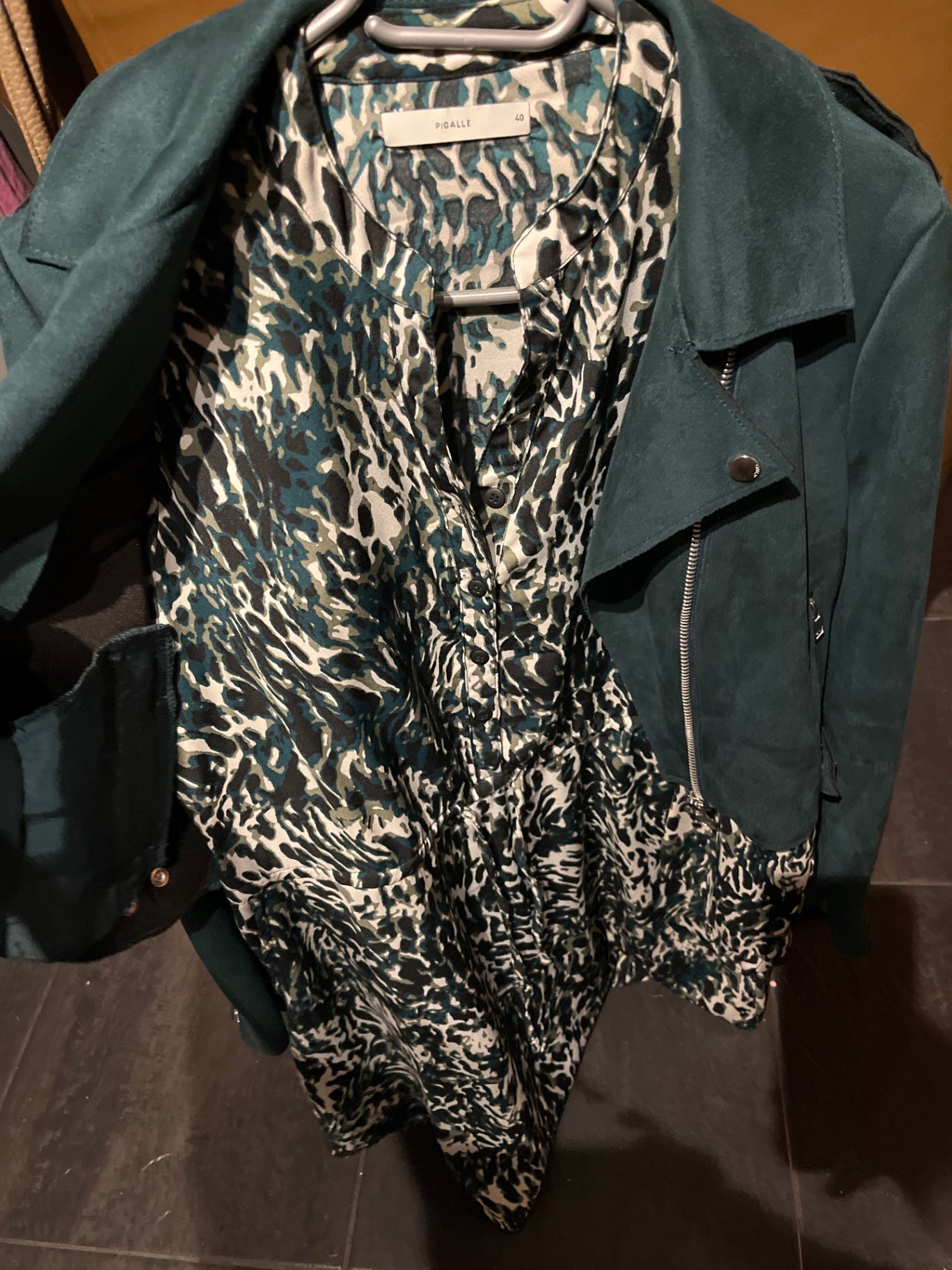 Pigalle Kleid Grün und Mehrfarbig (Muster)
