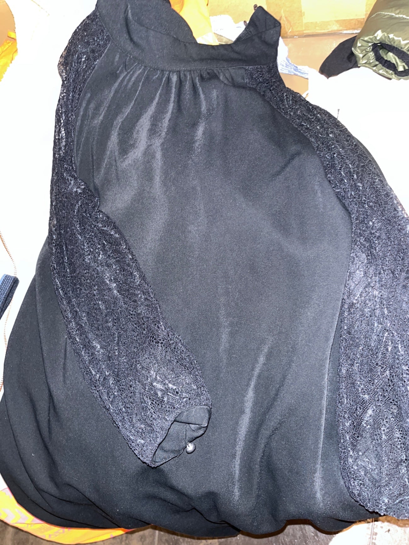 C&A Kleid Schwarz, Spitzenärmel