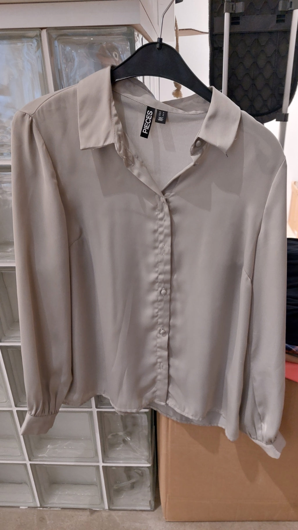 Pieces Bluse Hellgrau