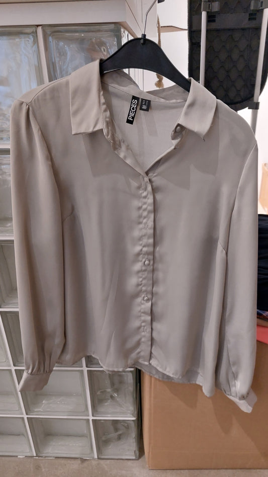 Pieces Bluse Hellgrau