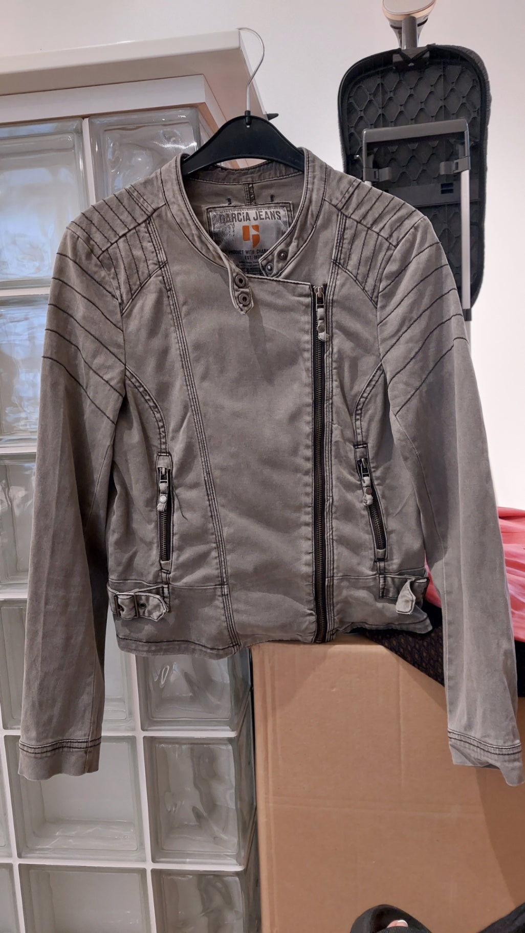 Garcia Jeans Jacke Grau