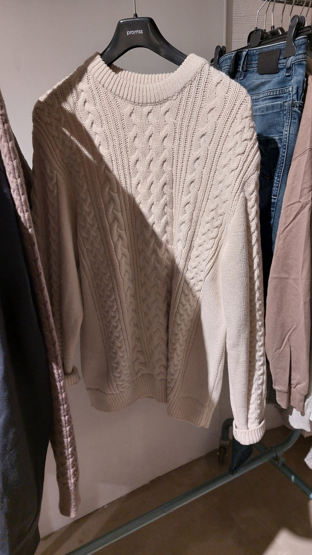 HM Pullover Beige